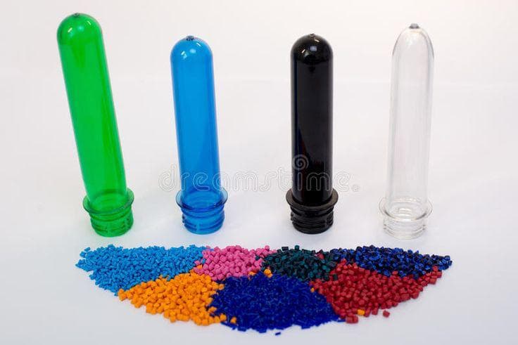 PET preforms displayed with polymer resin pellets